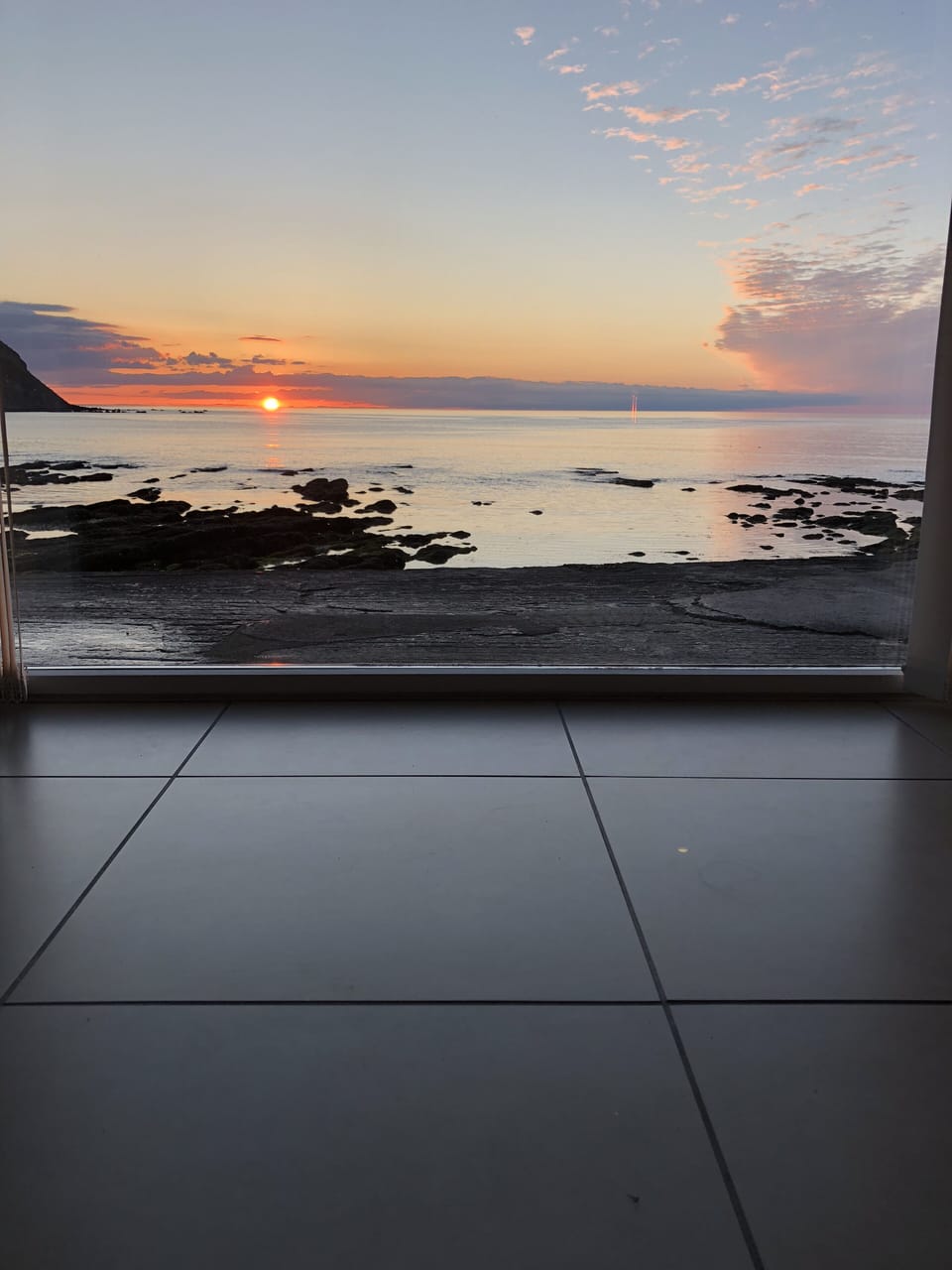 You can't live closer to the sea.