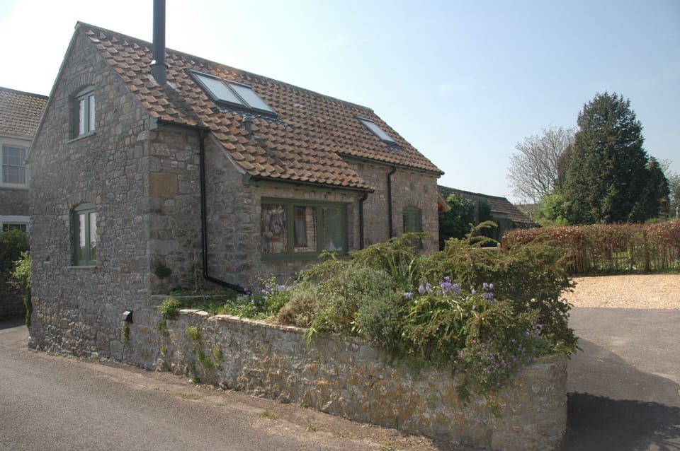 Gorge View Cottage from Birch Hill lane