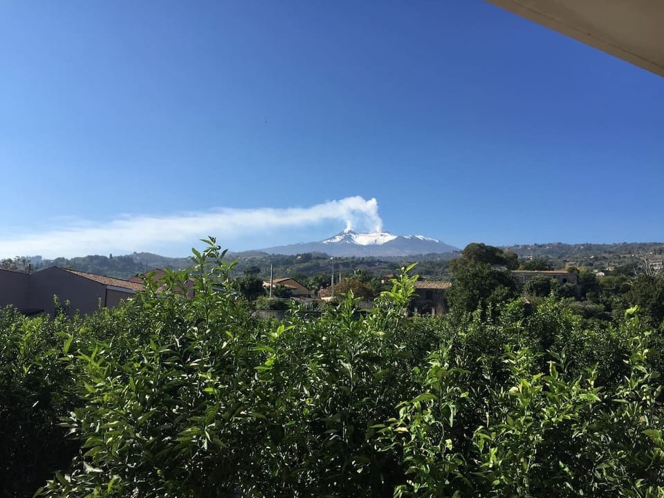View on the ETNA from the Garden of the VILLA TRINACRIA - SUNTRIPSICILY COM