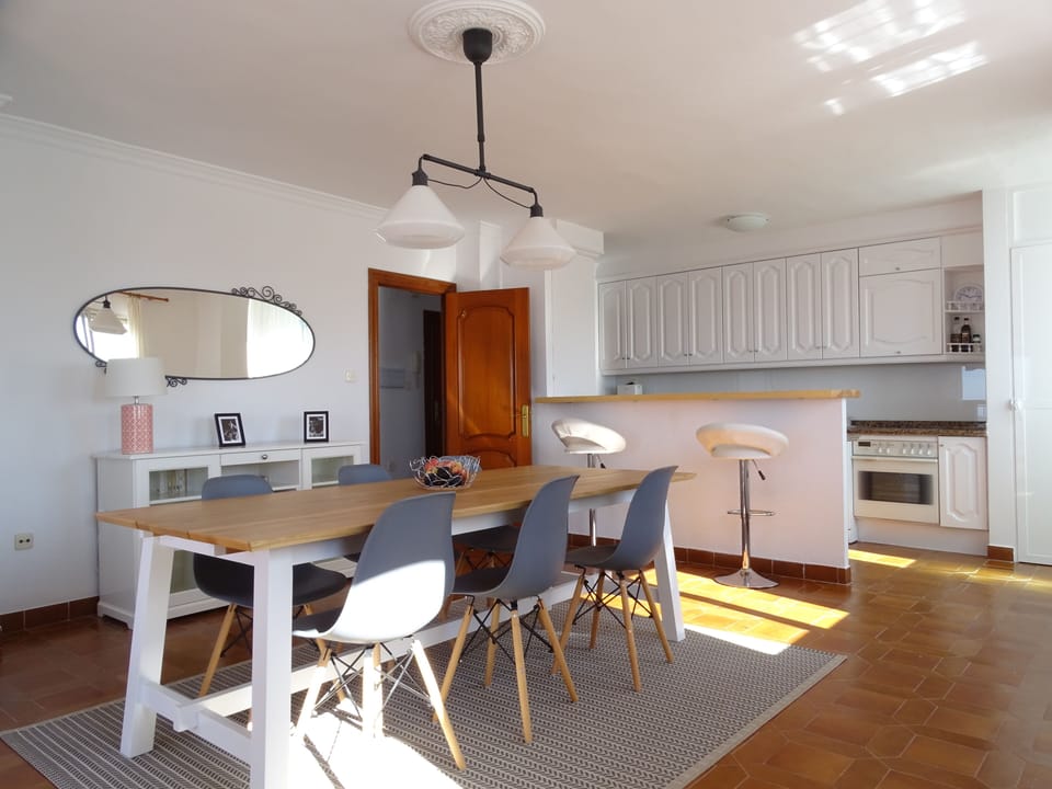 Air-conditioned dining room with us kitchen