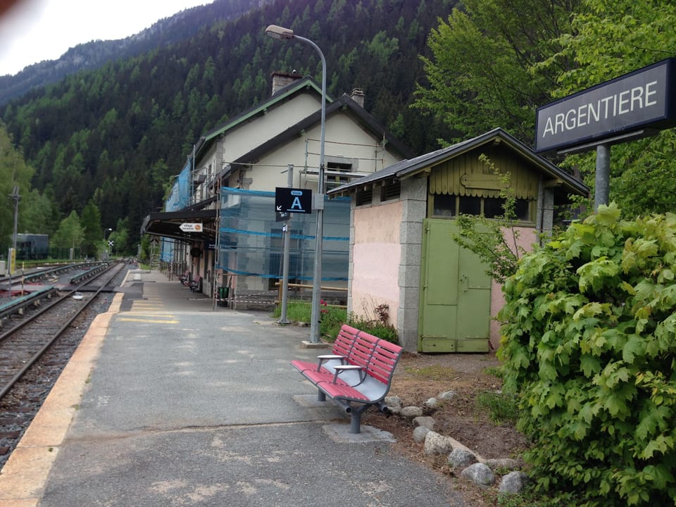 Argentiere station