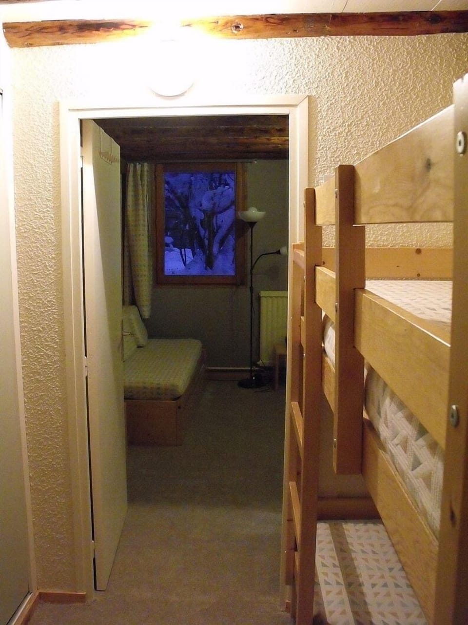 Bunk room through to lounge