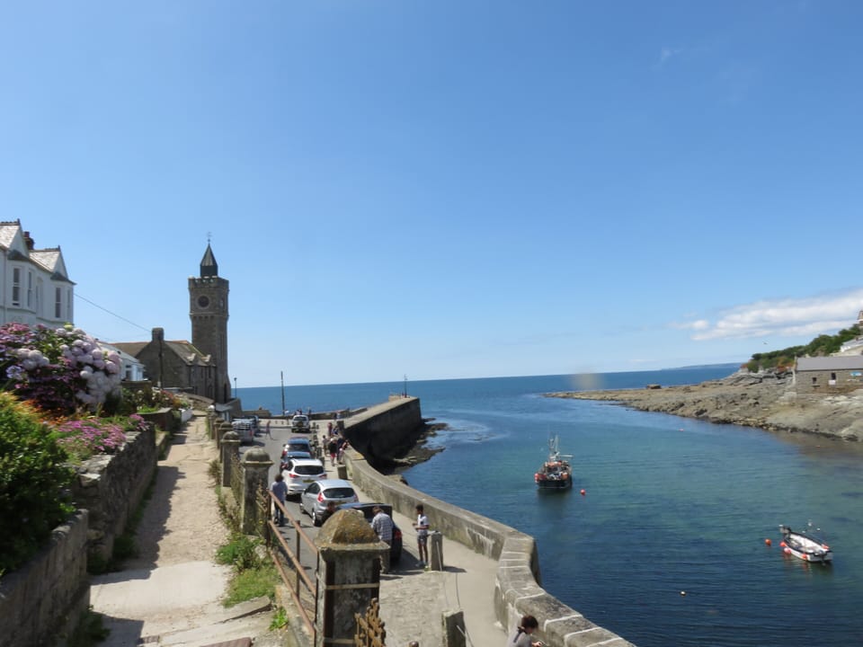 The outer harbour
Porthleven