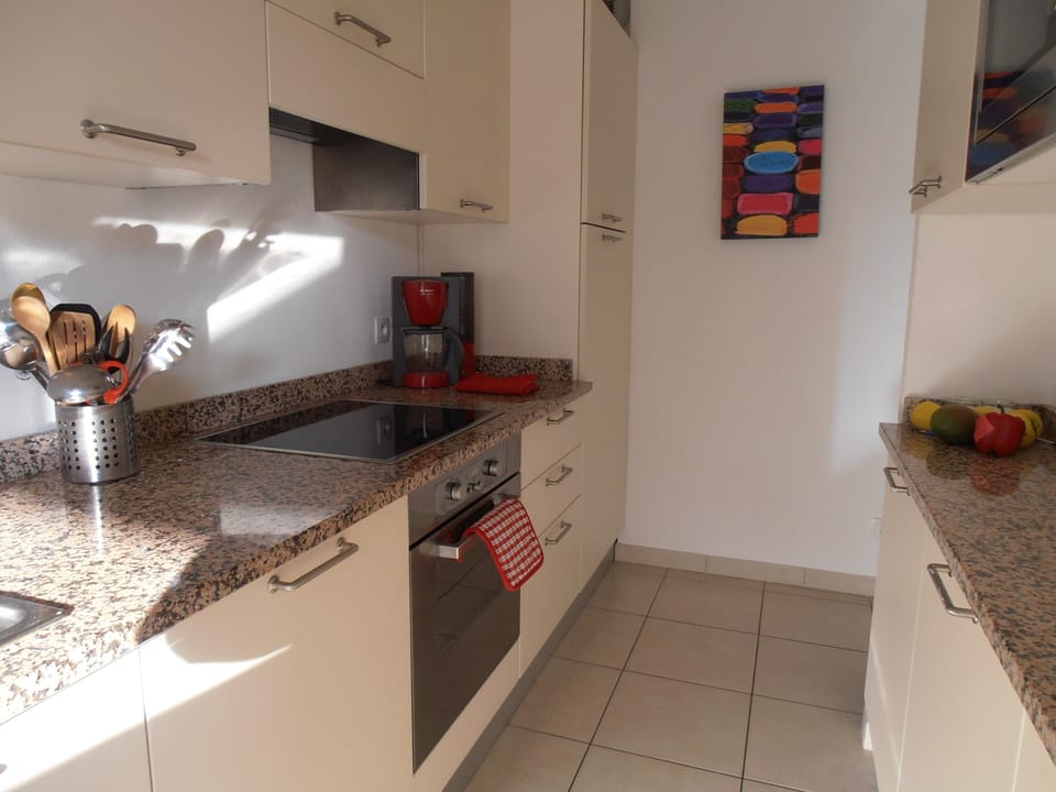 Italian Design Fully Equipped Kitchen