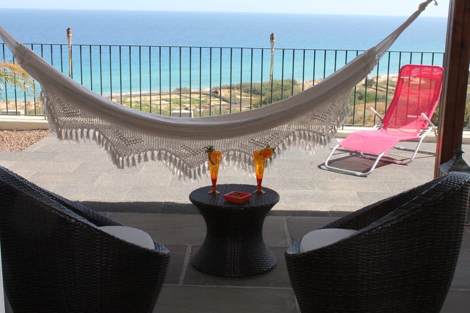 Be enchanted by the sea view