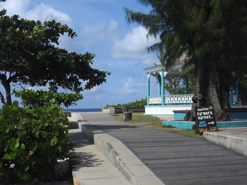 Boardwalk by the Police Bandstand, one minute away.