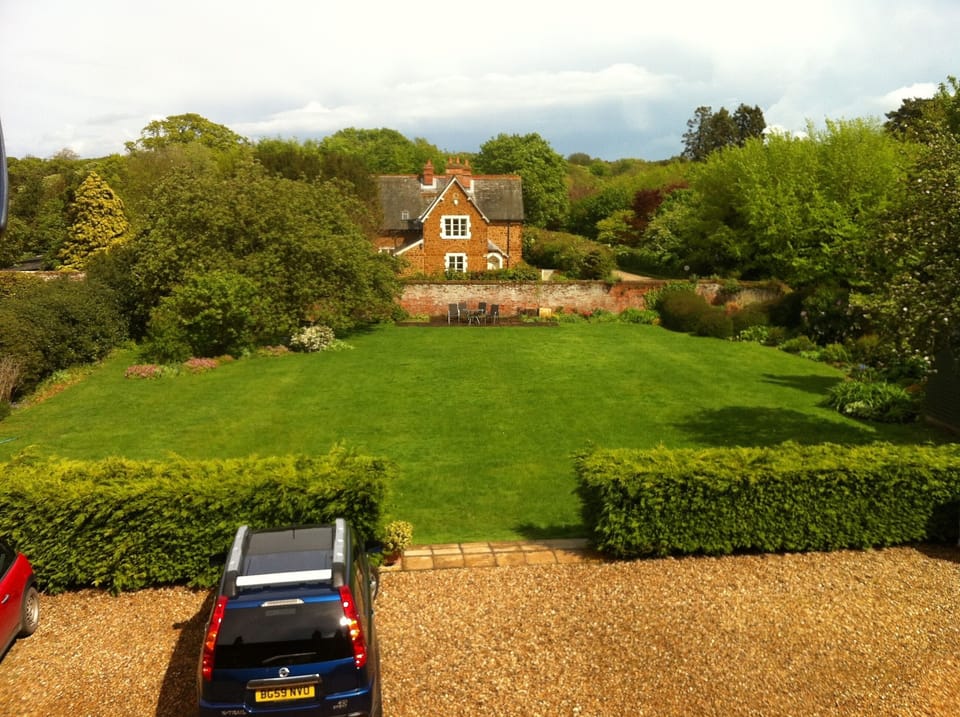 Flat 2 Garden