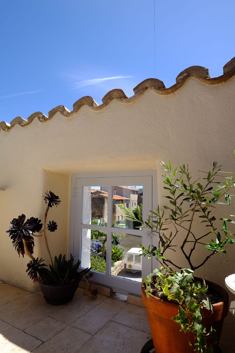 Private roof terrace off lounge