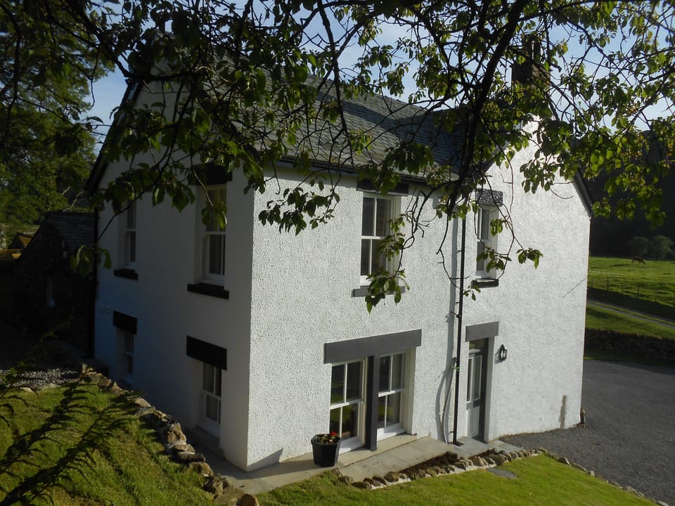 Gable and rear of Cottage.