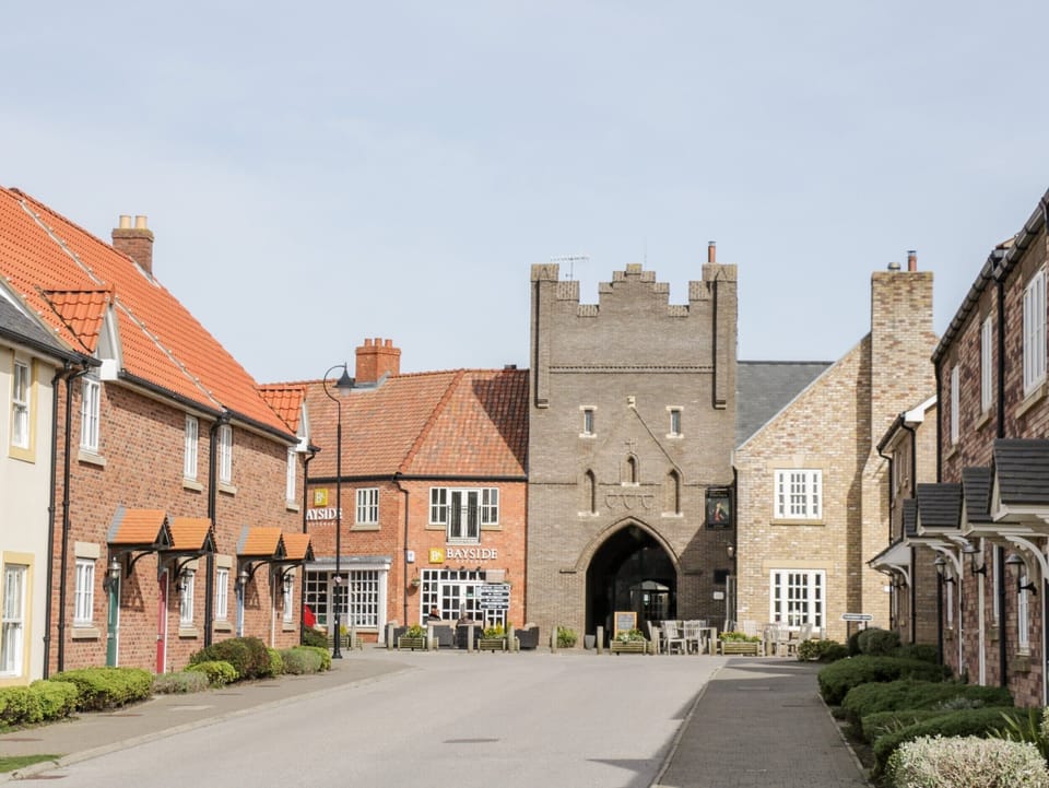 Bayside restaurant and John paul Jones pub