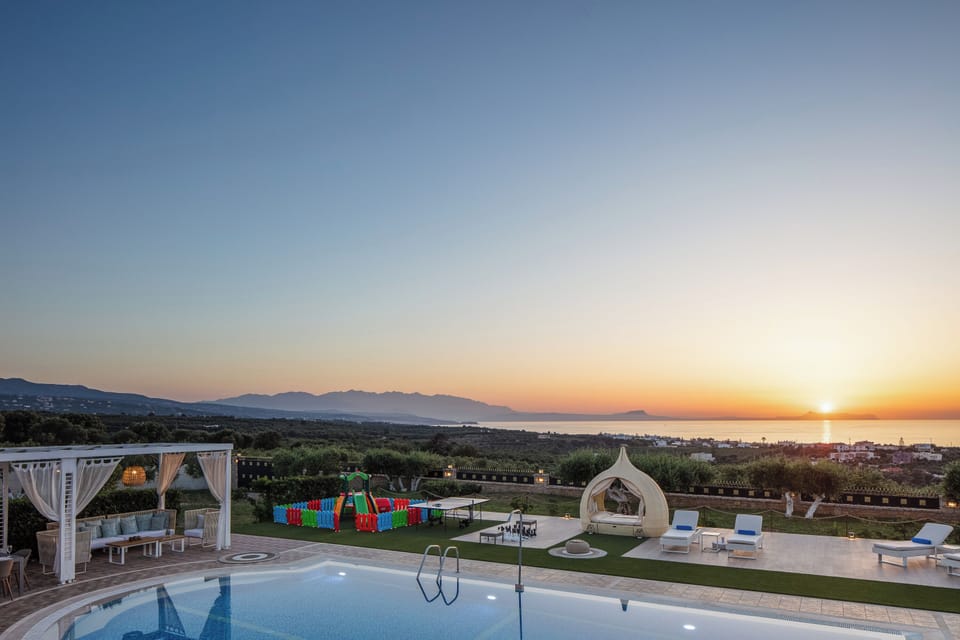 The perfect sunset view right from your doorstep.