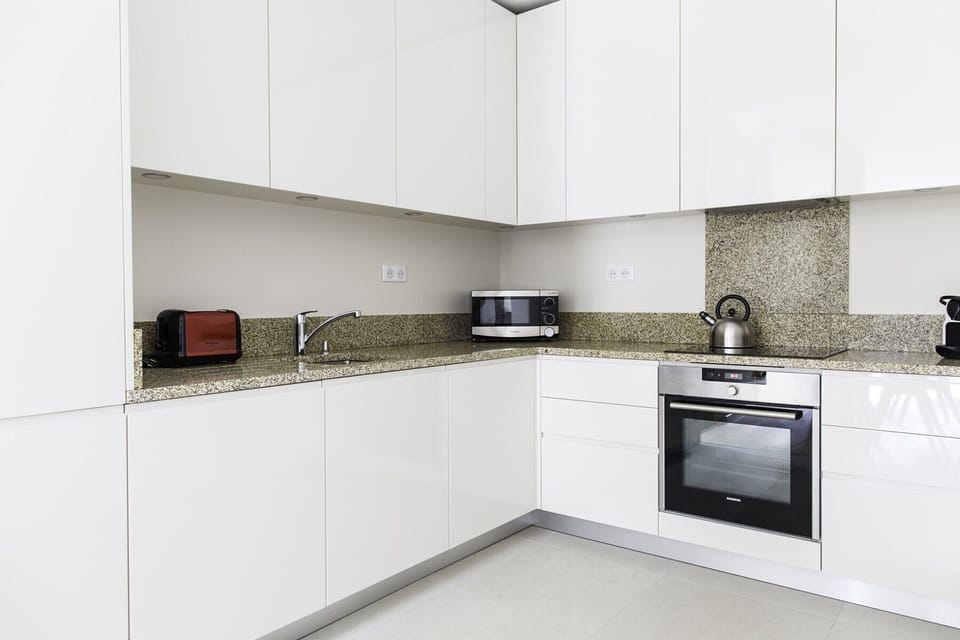 Well equipped kitchen