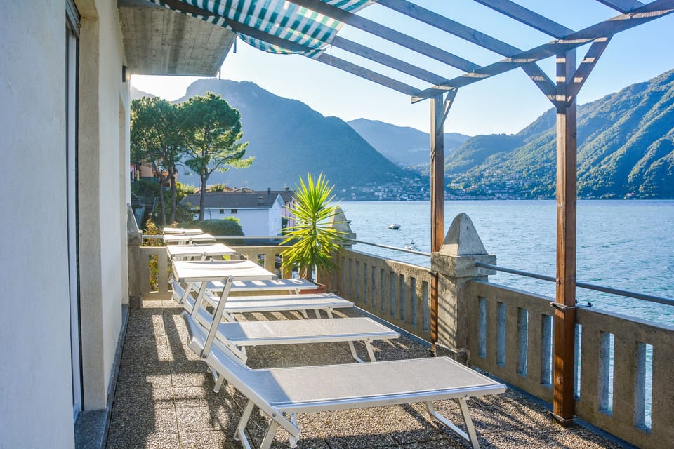 The private balcony on the lake