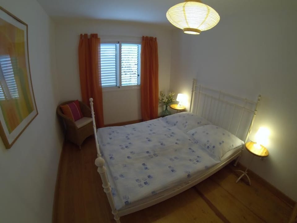 lovely bedroom 1