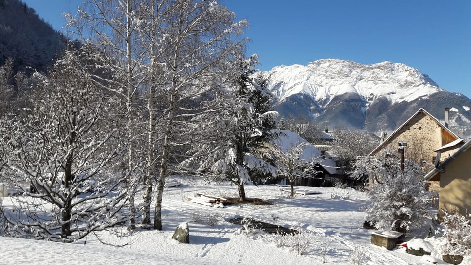 Snow and ski sports