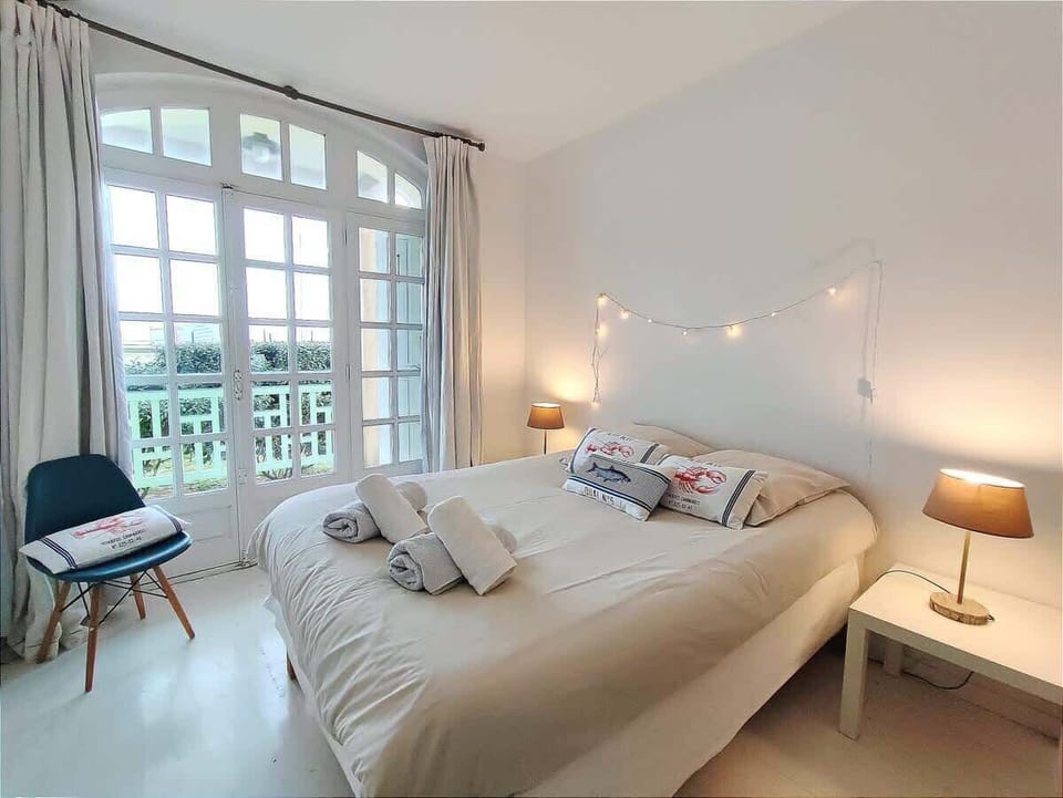 Chambre double avec terrasse côté mer