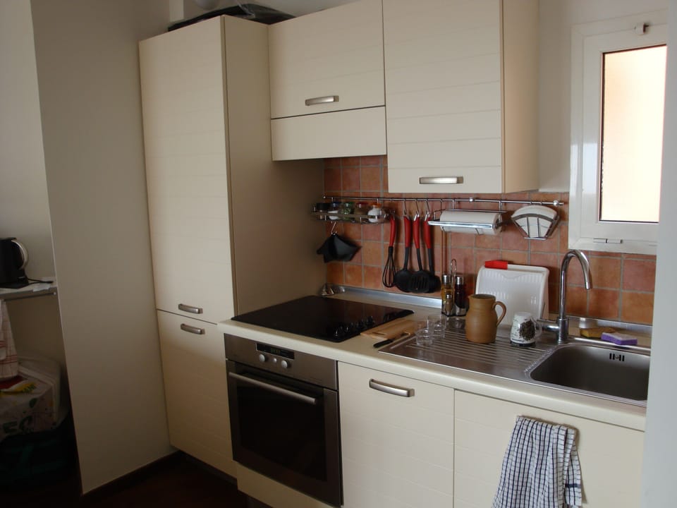 Open plan kitchen completely equipped