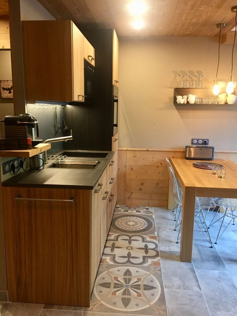 Private kitchen