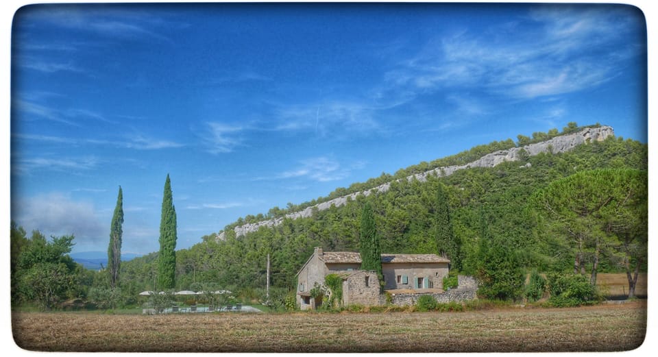 Mas du Grand Bausset seen from the South