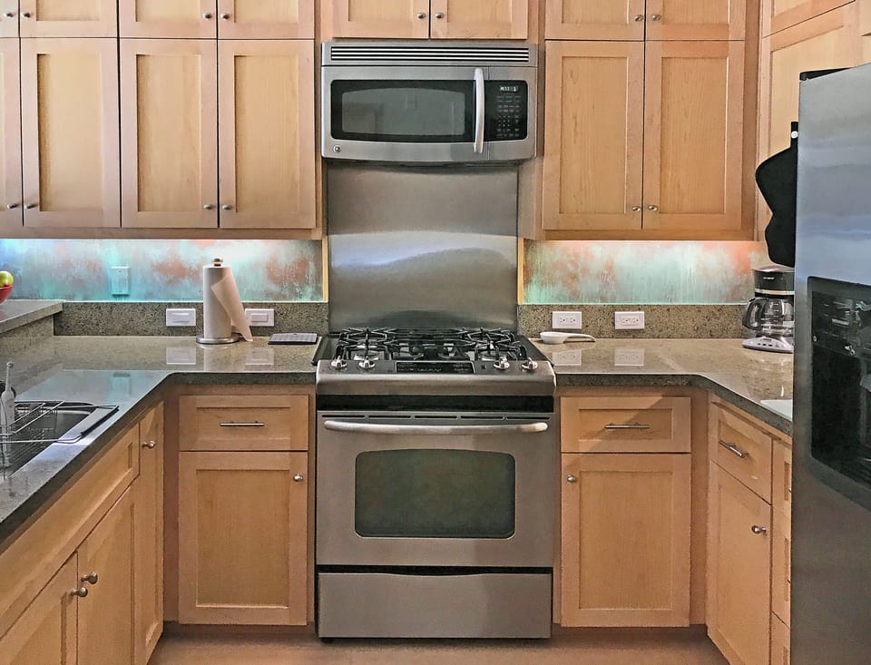 Fully equipped kitchen