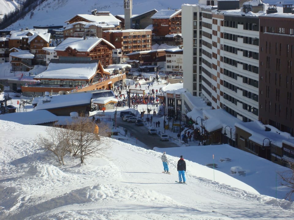 Snow and ski sports