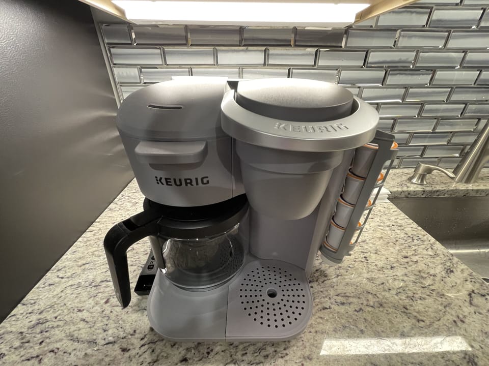 Keurig Duo, both K-Cups and Coffee pot capable, no filters needed for the pot
