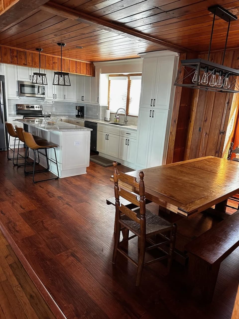Kitchen & Dinning Room