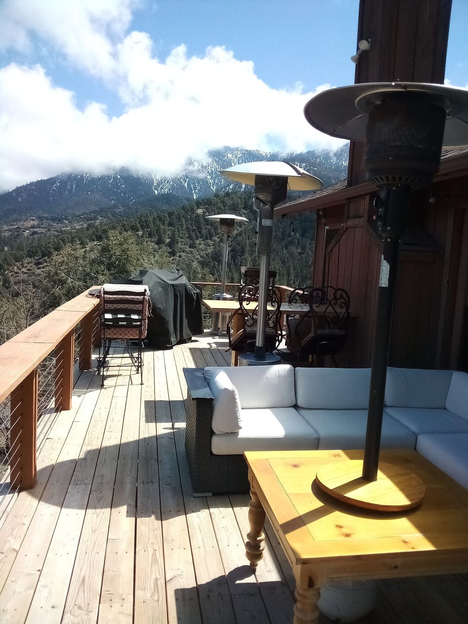 Nice Size Upstairs Deck, with Heaters.