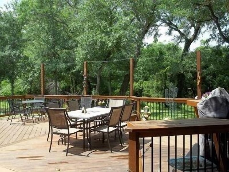 500 sq ft deck with gas/charcoal grill.  