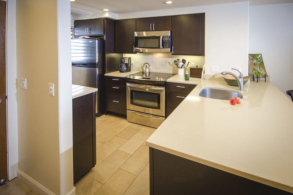Kitchen.
Dishwasher is below counter