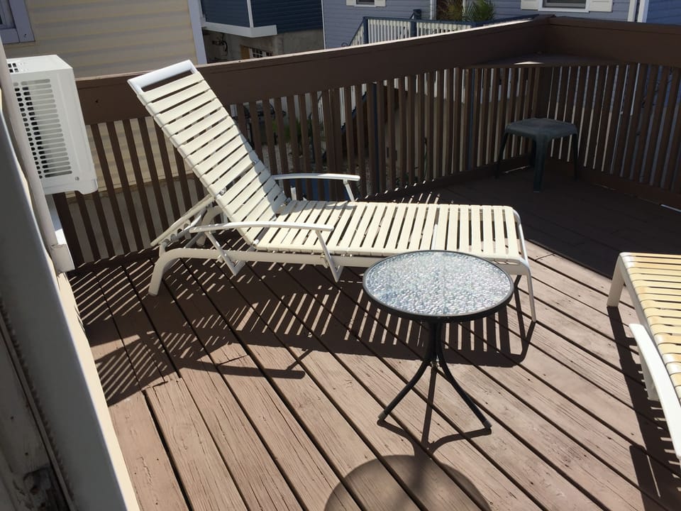 Sun deck overlooking the yard