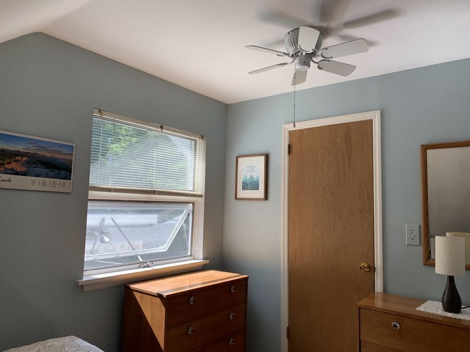 Upstairs bedroom (bedroom #3 of 4)