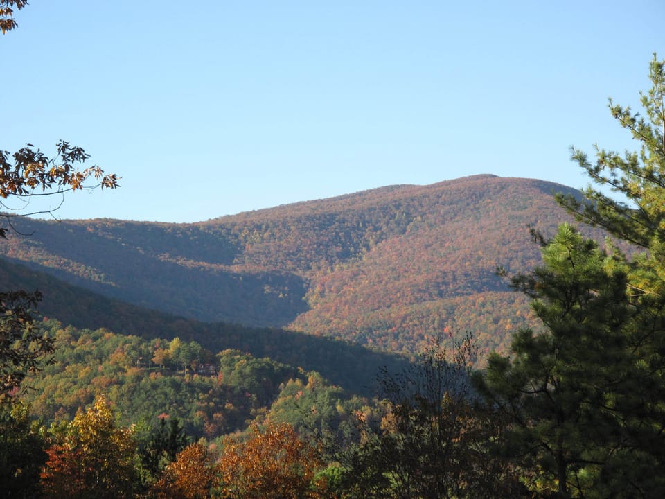 Trey Mountain in the fall