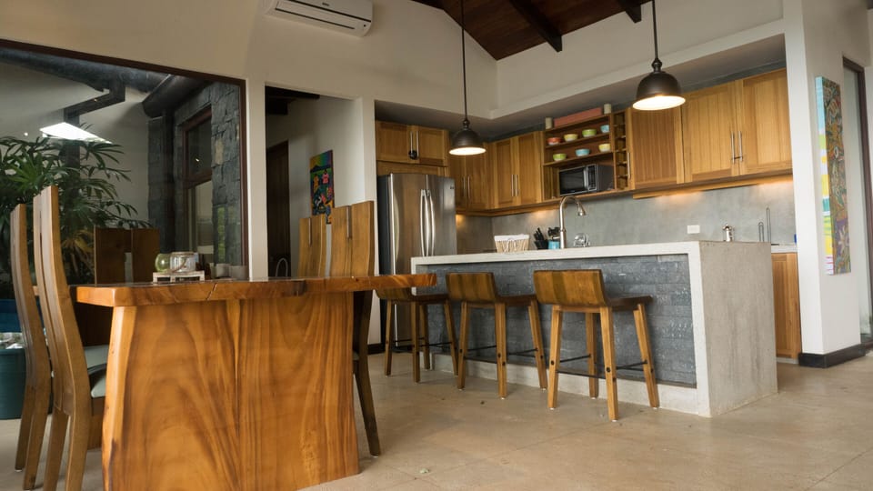 Kitchen/Dinning room