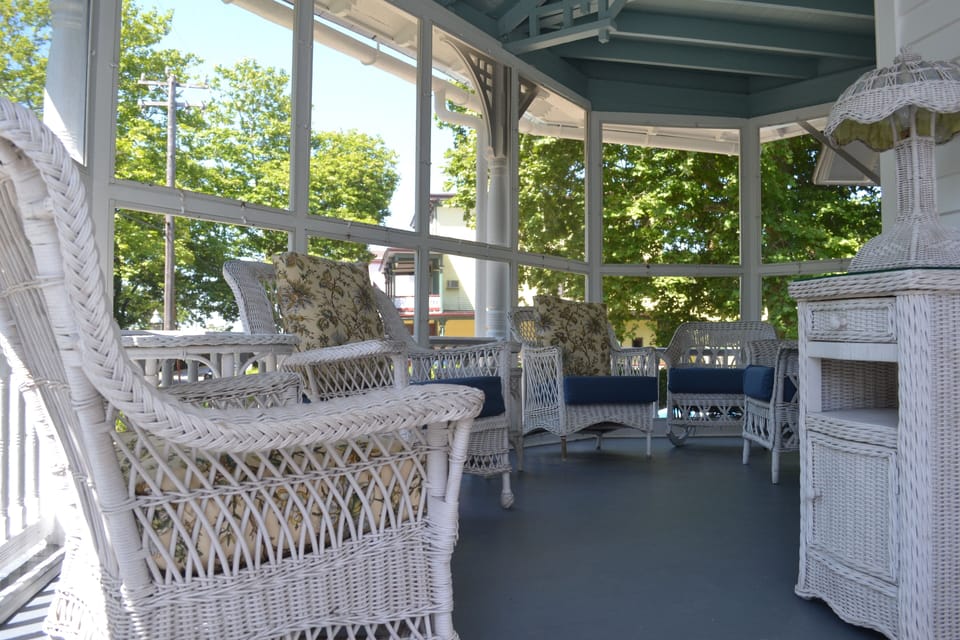Screened Porch