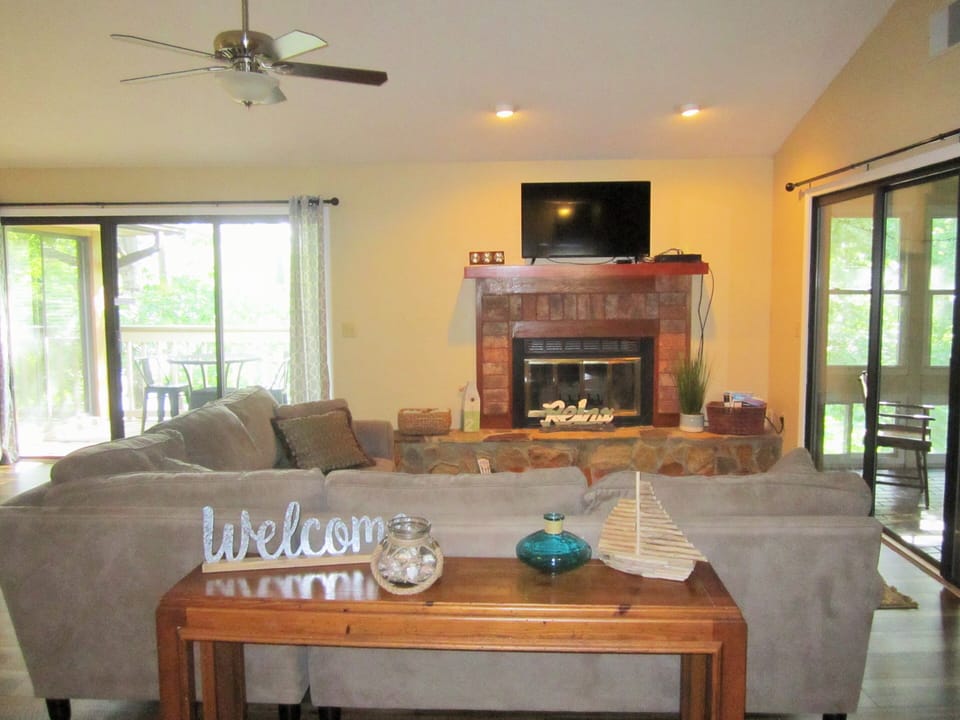 Den with Sectional Sofa and Smart TV-Access to Deck and Screen Porch