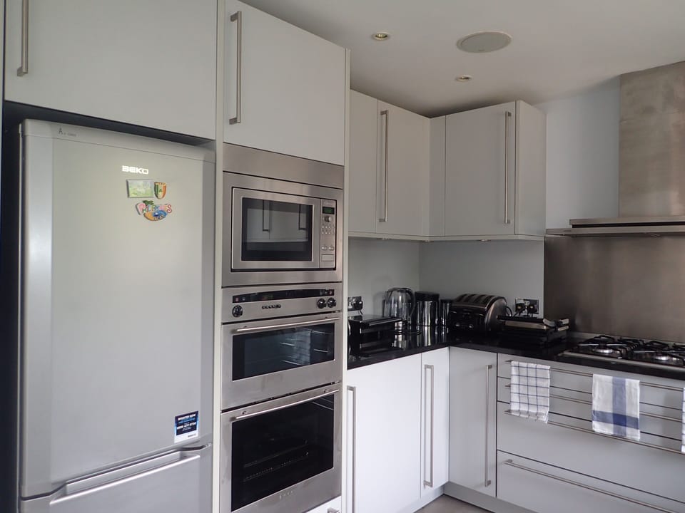 Modern kitchen & luxury appliances