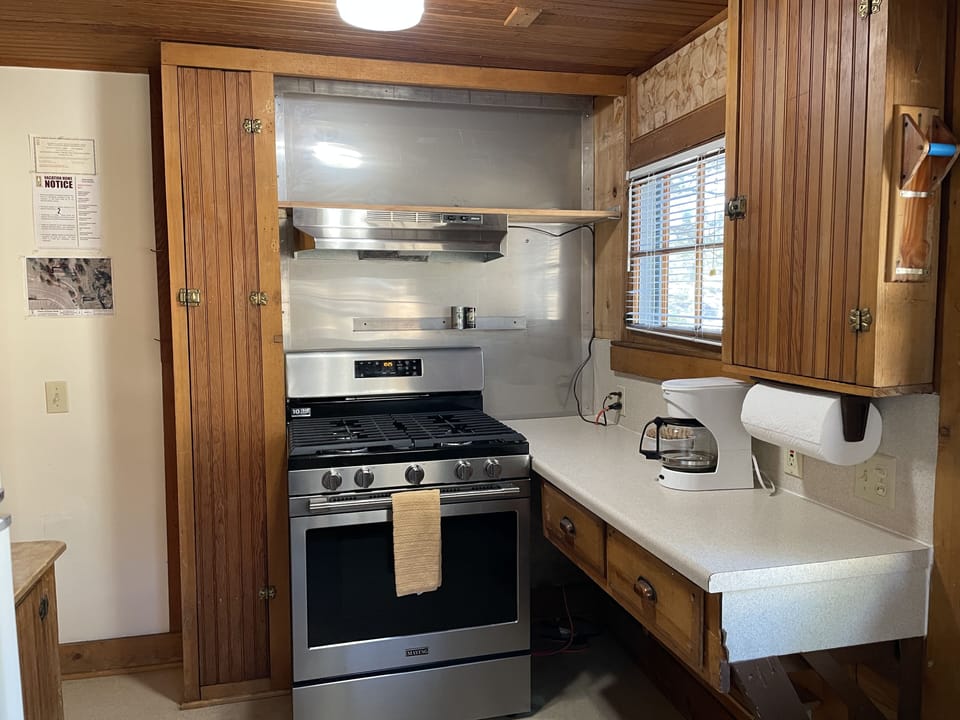 Original kitchen w/gas stove. 