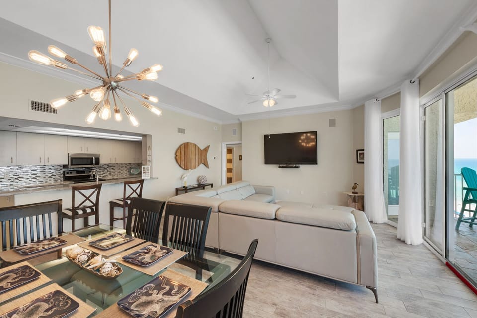 Modern, clean and fresh. This condo offers the ultimate vacation experience!