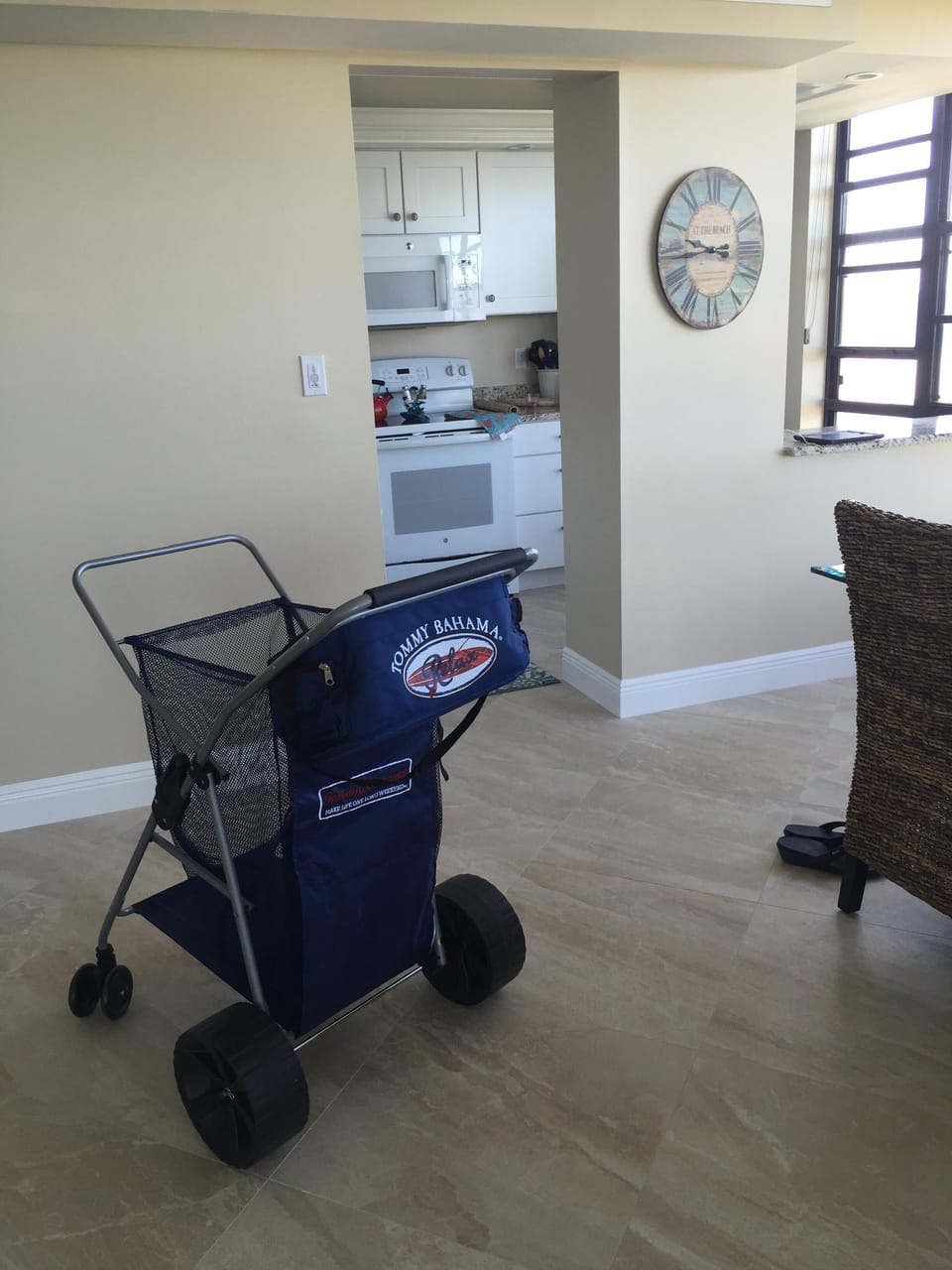 Huge beach buggy to take your goodies to beach!