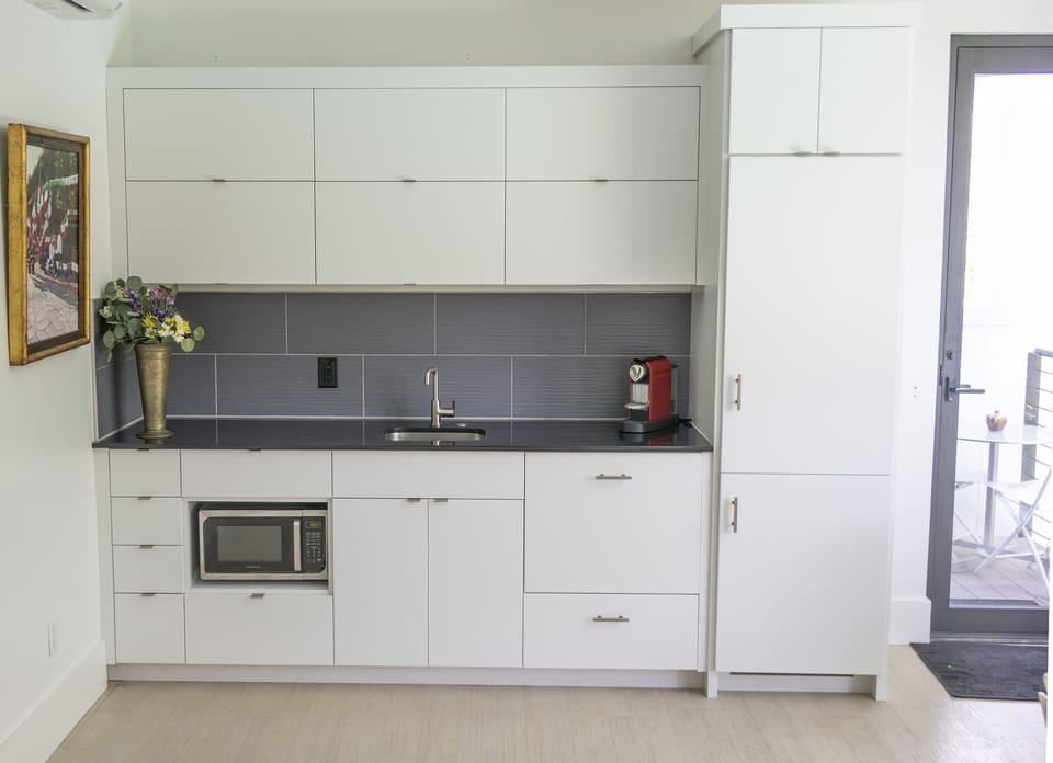 Miele Fridge/freezer Microwave, induction skillet and instapot