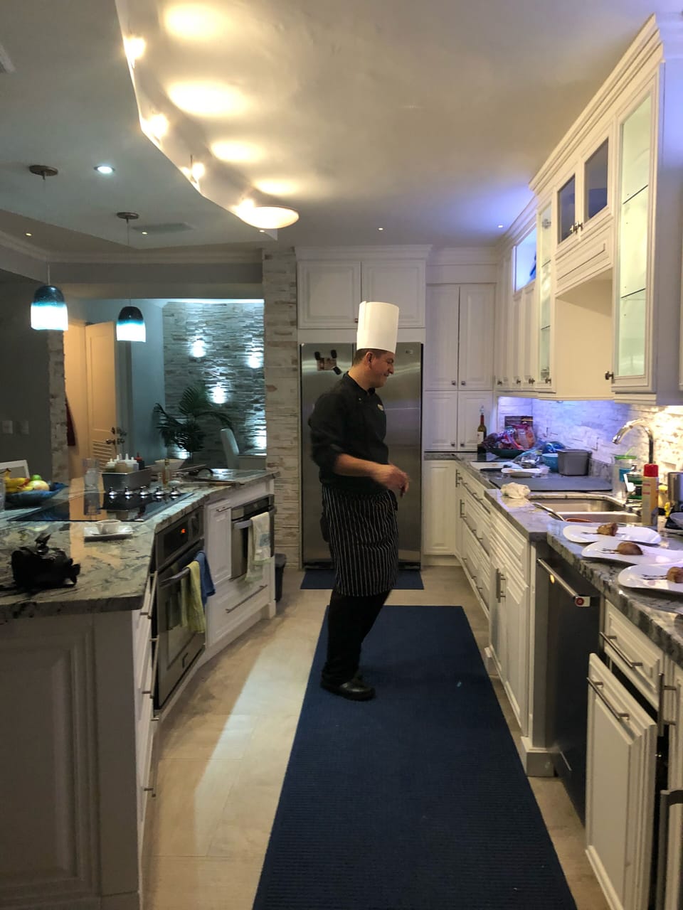 Private Chef Services are available. Outstanding!
