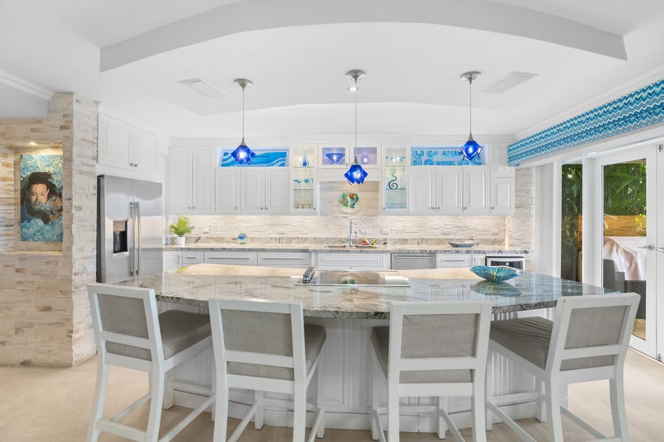 Custom Kitchen with bar seating for 4