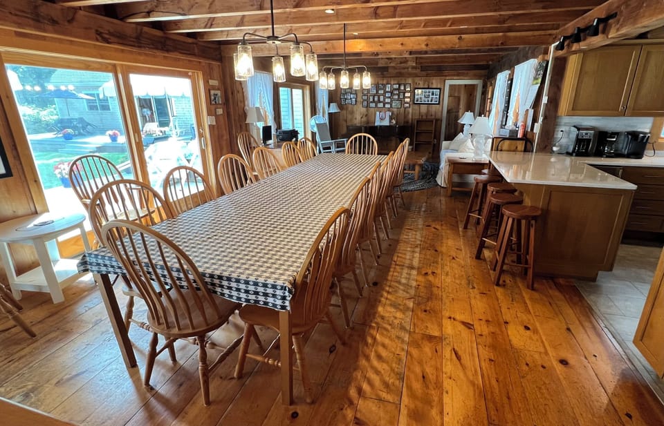 Dining table seats 12 comfortably, plenty of room for games and conversation
