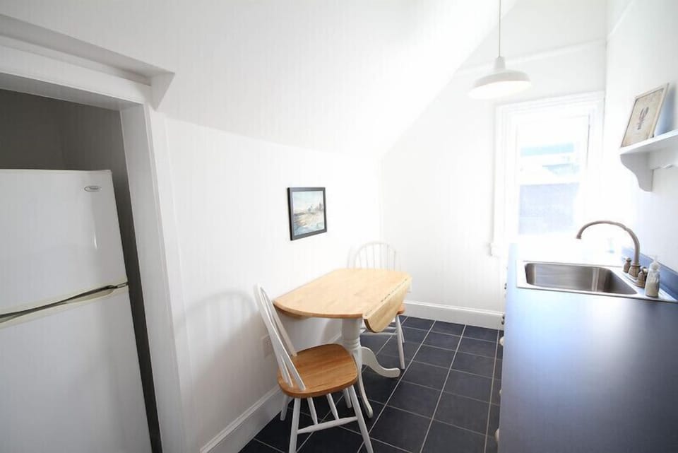 Third Floor Kitchenette