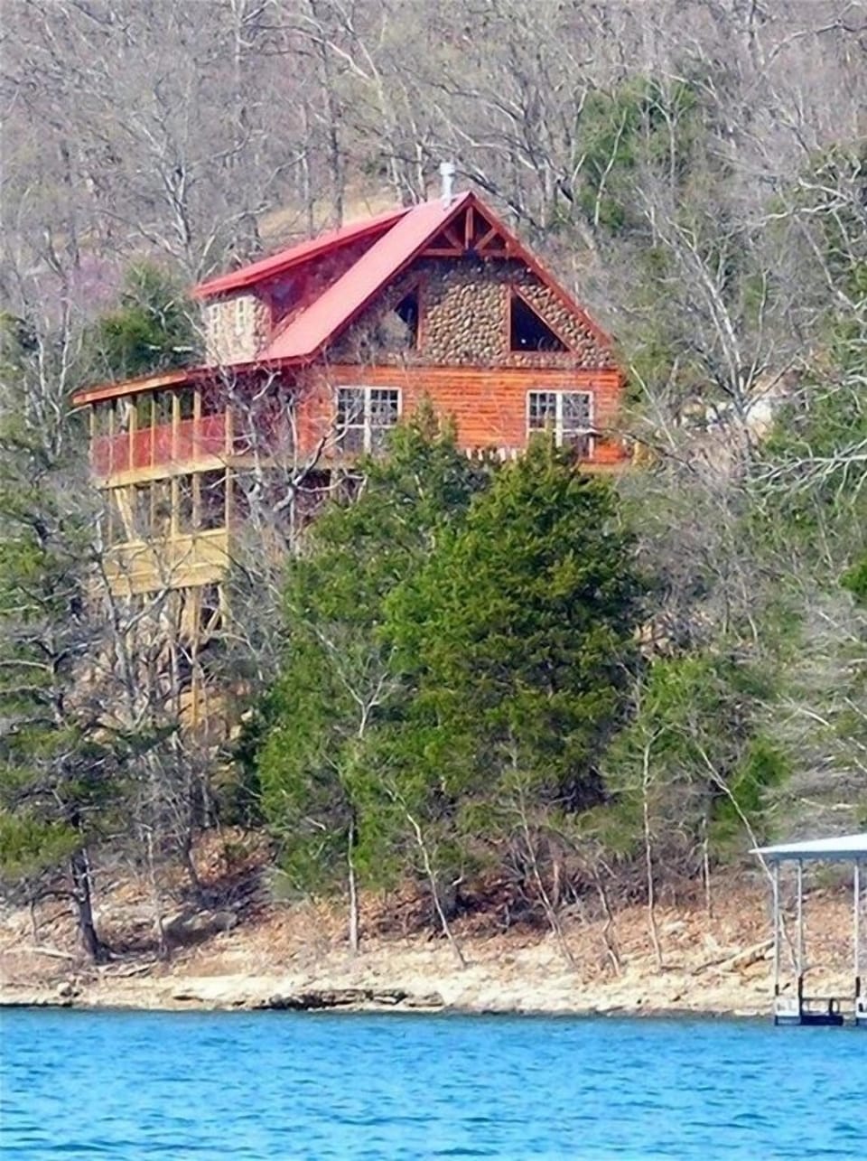 Great water views from the huge decks, close to Eureka Springs!