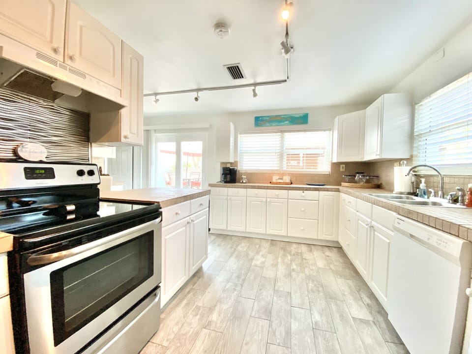 Fully equipped kitchen with all you need to prepare meals like at home!