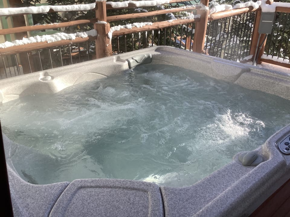 Private Hot Tub on main deck