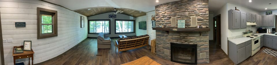 Great couples & family retreat! Cabin in Minocqua