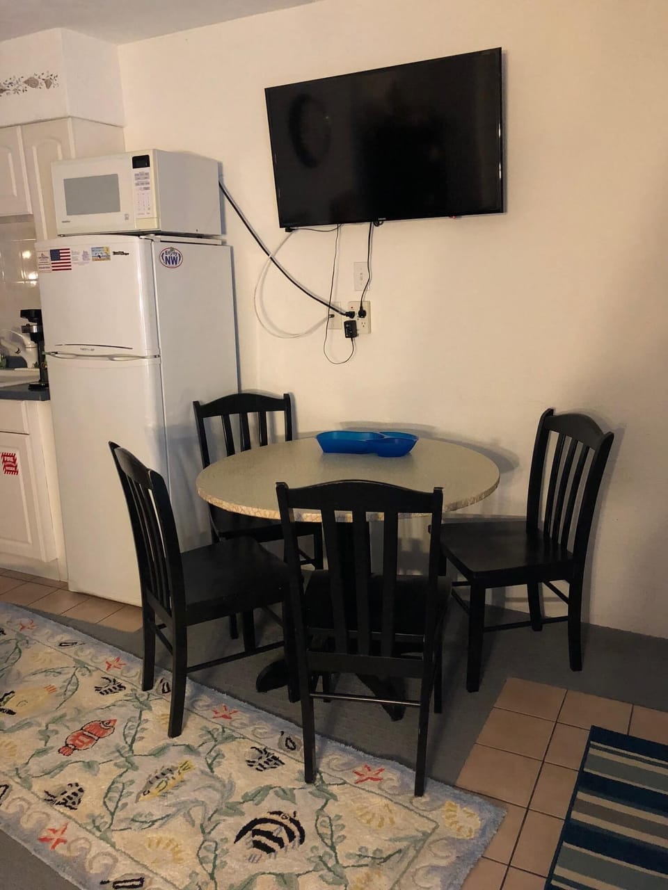 Dining area and flat screen TV  for living room